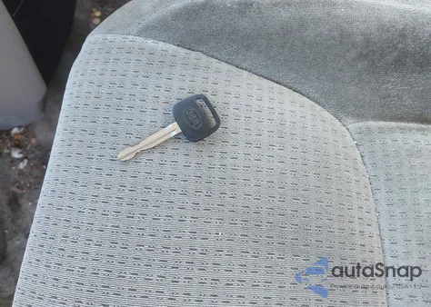 2006 Toyota Sienna Ce z USA, uszkodzony, nr VIN 5TDZA23C76S435027